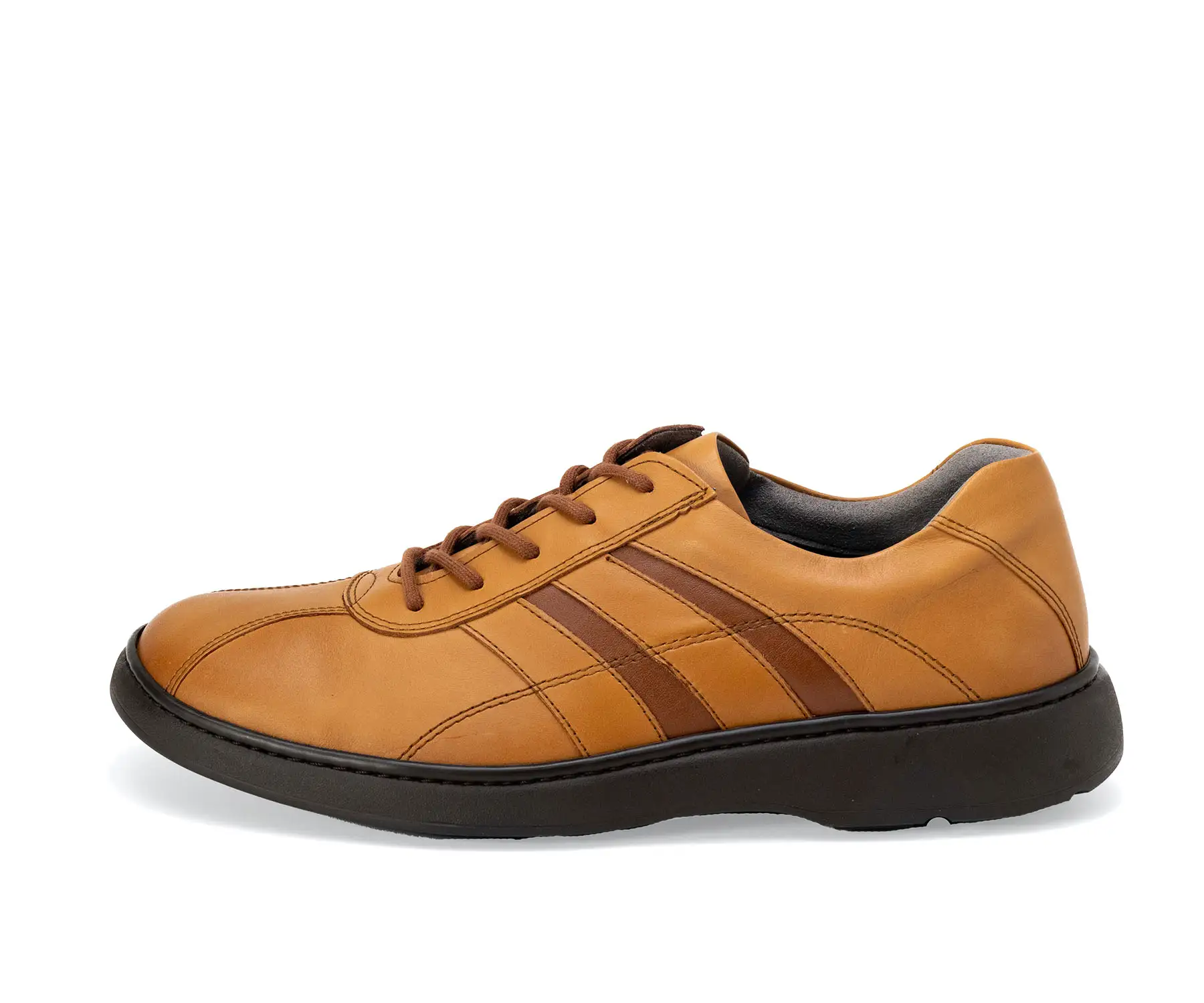 紳士（メンズ）コンサバカジュアルシューズ 靴ひもあり／本革［68-330